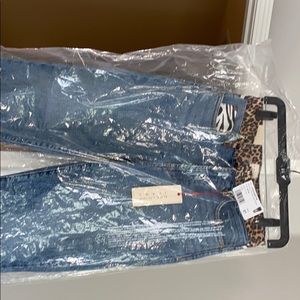 Brand new Alice & Olivia